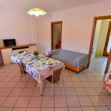 Solmare-45 By Interhome Rosapineta